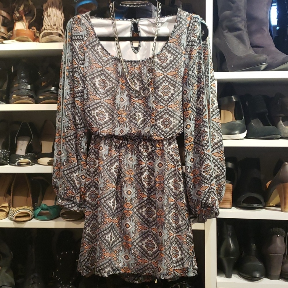 Split Sleeve Tribal Print Dress, Keyhole Back